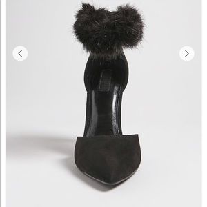 Forever 21 Faux Fur Ankle Strap Heels, Sz 9🧚🏽‍♀️